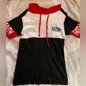 Tri-color t-shirt♥️